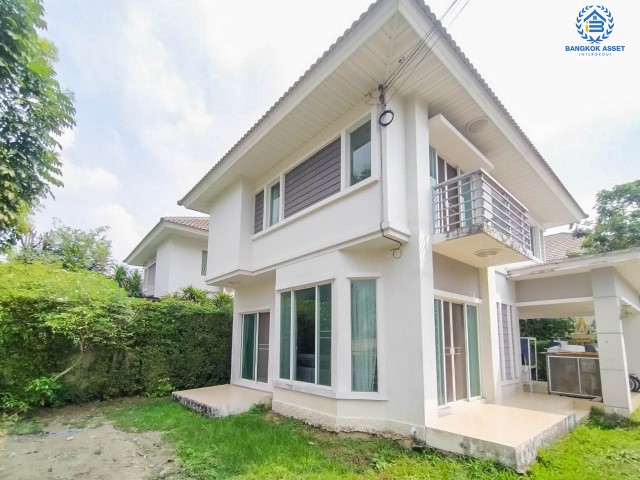 *****บ้านเดี่ยวมือสองย่านนนทบุรีฯ ม.เพอร์เฟคเพลส รัตนาธิเบศร์ หลังมุมจากแบนด์ Property Perfect เนื้อที่กว้างขวางมากถึง 64.10 ตร.ว.  ฟังก์ชัน 3 ห้องนอน 3 ห้องน้ำ ที่จอดรถ 2 คัน ฟรี! เครื่องปรับอากาศ 3 เครื่องพร้อมเข้าอยู่! บนทำเลใกล้รถไฟฟ้าสายสีม่วง "สถานีไทรม้า" และจุดขึ้นทางด่วน "งามวงศ์วาน"